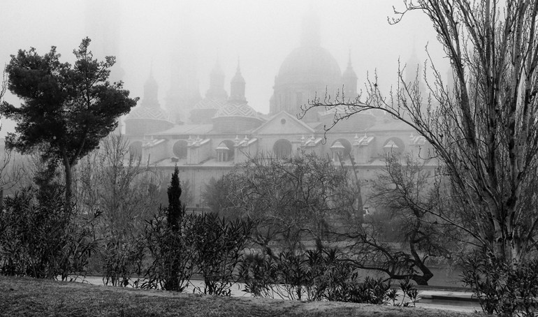 nebbia a El Pilar Zaragoza
