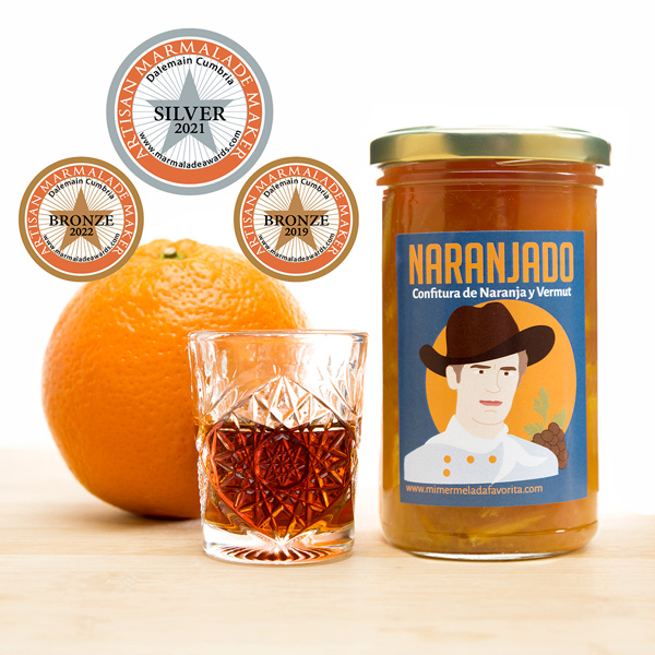 Orange and vermouth orange marmalade jar