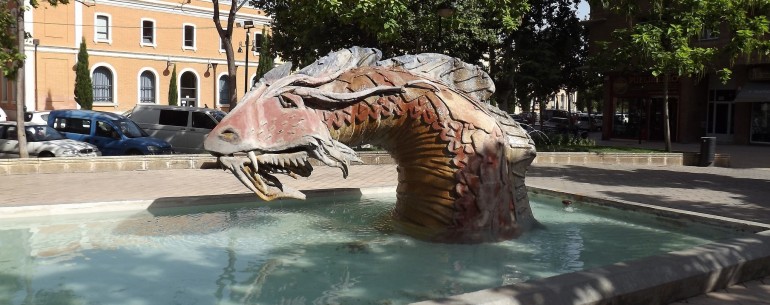 Fountain sculpture of a dragon