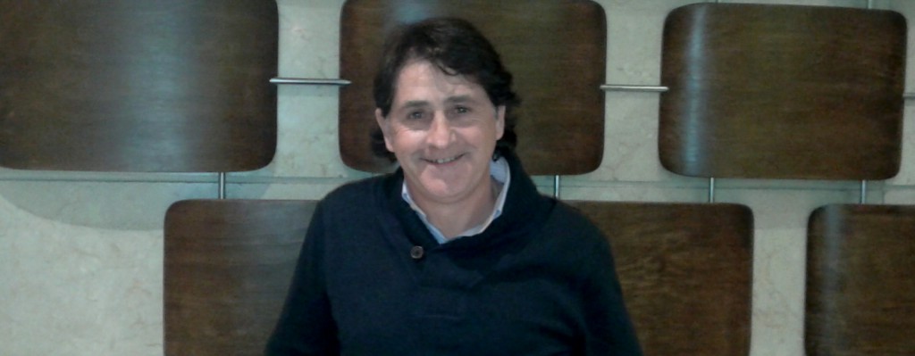 un comentarista deportivo en el hotel sauce entrevista con raúl ruiz