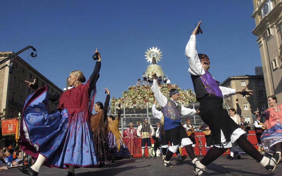 Zaragoza regional dances