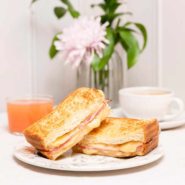 Mixed Sandwich Breakfast